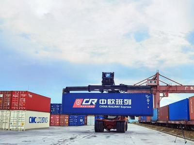 入世二十載，廣州外貿(mào)躍升四倍 貨物與技術(shù)進(jìn)出口的輝煌征程